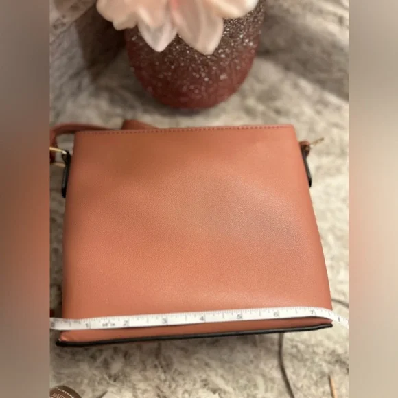 NWOT Muave Pink Croc Detail Crossbody - Picture 15 of 16